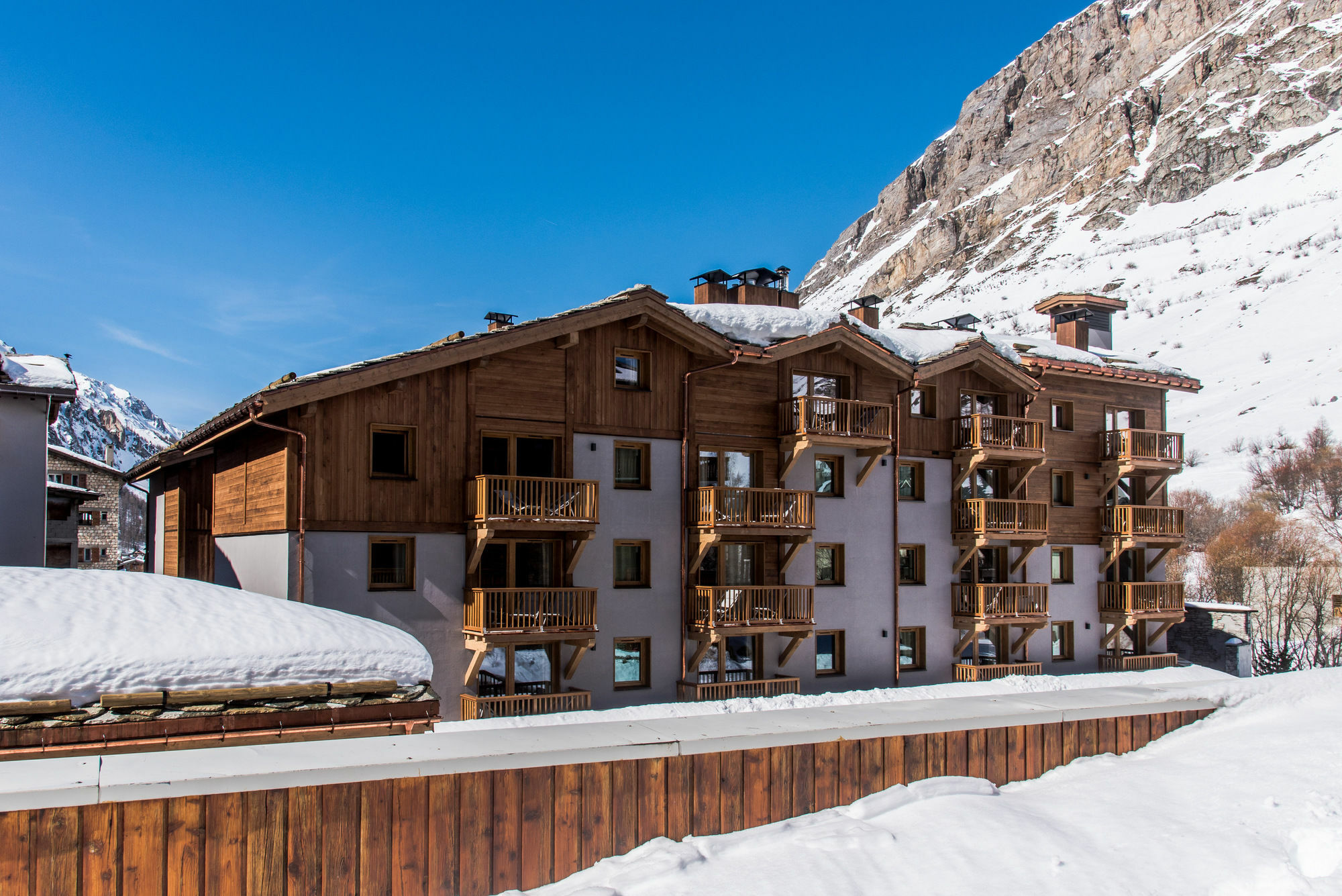 ホテル Chalet Skadi Val-dʼIsère エクステリア 写真